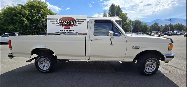 Photo of 1989 White Ford F-150