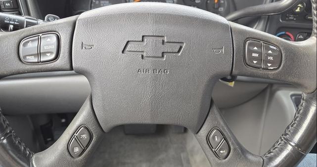 Photo of 2006 Teal Chevrolet Suburban