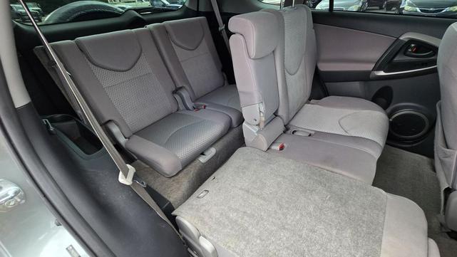 Photo of 2006 Green Toyota RAV4