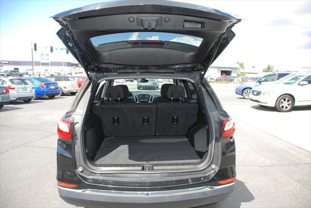 Photo of 2018 Mosaic Black Metallic Chevrolet Equinox