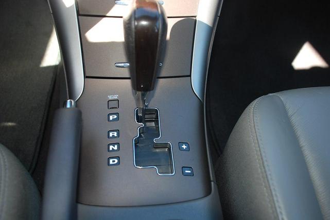 Photo of 2010 Medium Silver Blue Metallic Hyundai SONATA