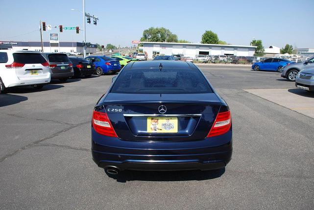 Photo of 2015 Lunar Blue Metallic Mercedes-Benz C-Class