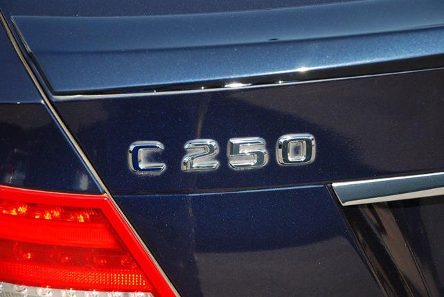Photo of 2015 Lunar Blue Metallic Mercedes-Benz C-Class
