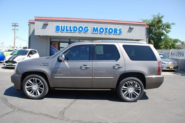 Photo of 2013 Mocha Steel Metallic Cadillac Escalade