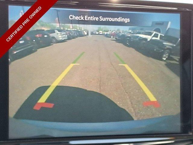 Photo of 2024 Silver Mist Clearcoat Chrysler Pacifica