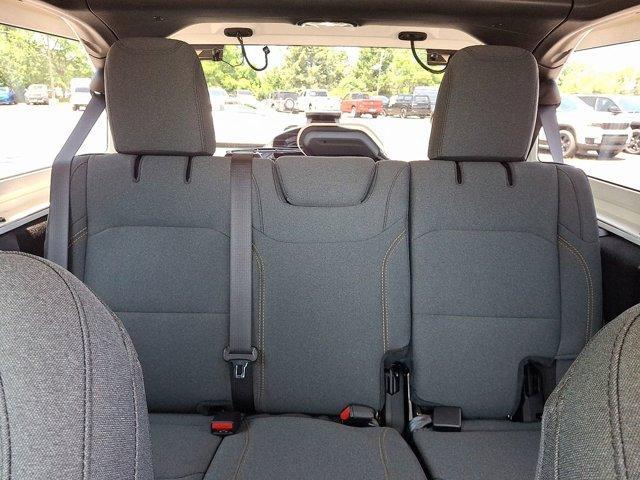Photo of 2025 Bright White Clearcoat Jeep Wrangler