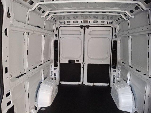 Photo of 2025 Bright White Clearcoat RAM ProMaster 2500