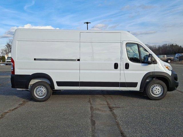 Photo of 2025 Bright White Clearcoat RAM ProMaster 2500