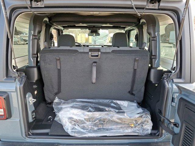 Photo of 2025 Anvil Clearcoat Jeep Wrangler