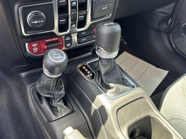 Photo of 2025 Granite Crystal Clearcoat Metallic Jeep Wrangler