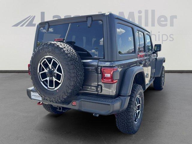 Photo of 2025 Granite Crystal Clearcoat Metallic Jeep Wrangler