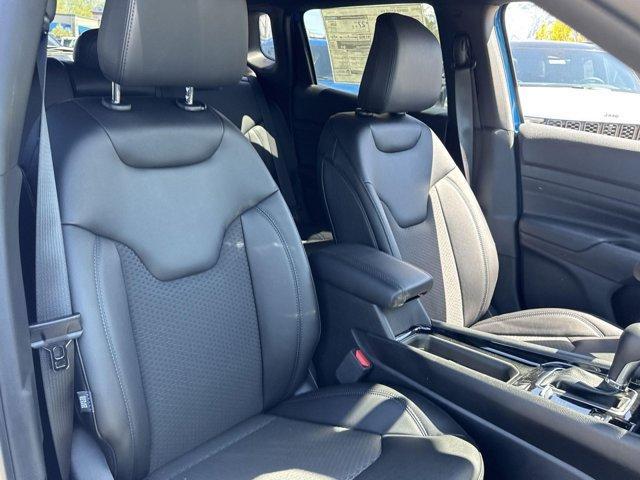Photo of 2025 Hydro Blue Pearlcoat Jeep Compass