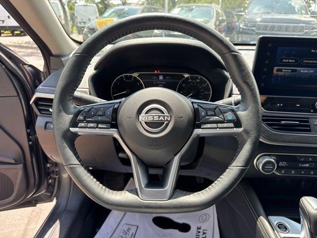 Photo of 2023 Gun Metallic Nissan Altima