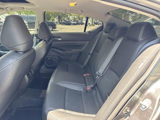 Photo of 2023 Gun Metallic Nissan Altima
