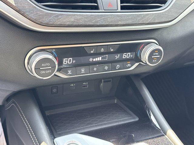 Photo of 2023 Gun Metallic Nissan Altima