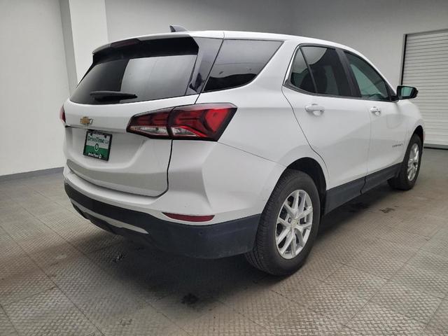 Photo of 2024 Summit White Chevrolet Equinox