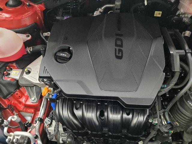 Photo of 2022 Calypso Red Hyundai SANTA FE