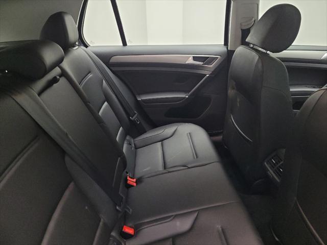 Photo of 2017 Black Volkswagen Golf