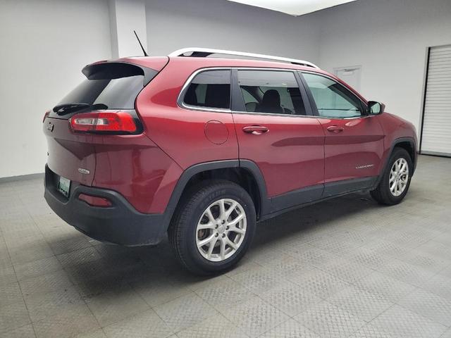 Photo of 2014 Deep Cherry Red Crystal Pearlcoat Jeep Cherokee