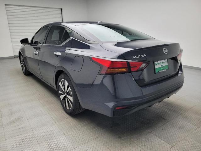 Photo of 2022 Storm Blue Metallic Nissan Altima