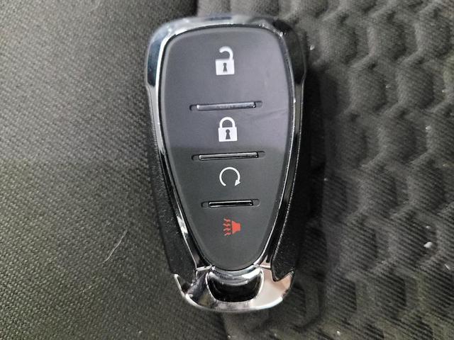 Photo of 2021 Summit White GMC Terrain