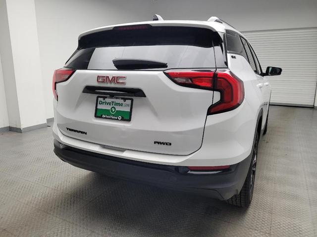 Photo of 2021 Summit White GMC Terrain