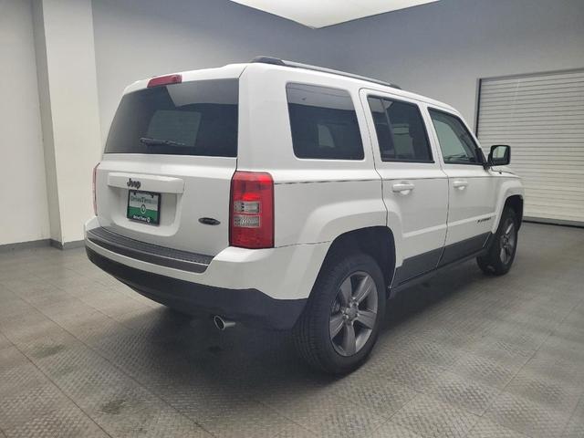 Photo of 2016 Bright White Clearcoat Jeep Patriot
