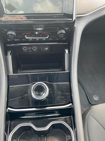 Photo of 2023 Bright White Clearcoat Jeep Grand Cherokee