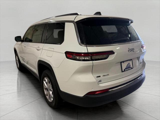 Photo of 2021 Bright White Clearcoat Jeep Grand Cherokee L