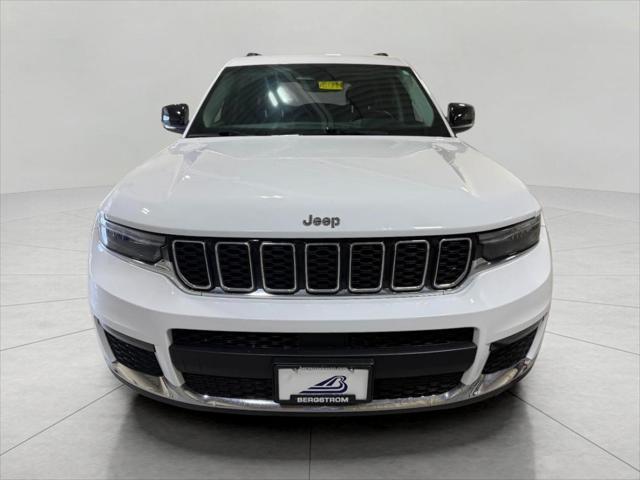 Photo of 2021 Bright White Clearcoat Jeep Grand Cherokee L
