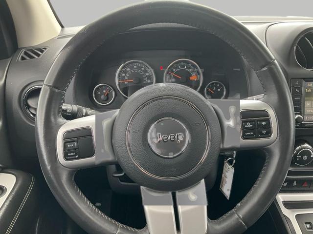 Photo of 2017 Black Clearcoat Jeep Compass