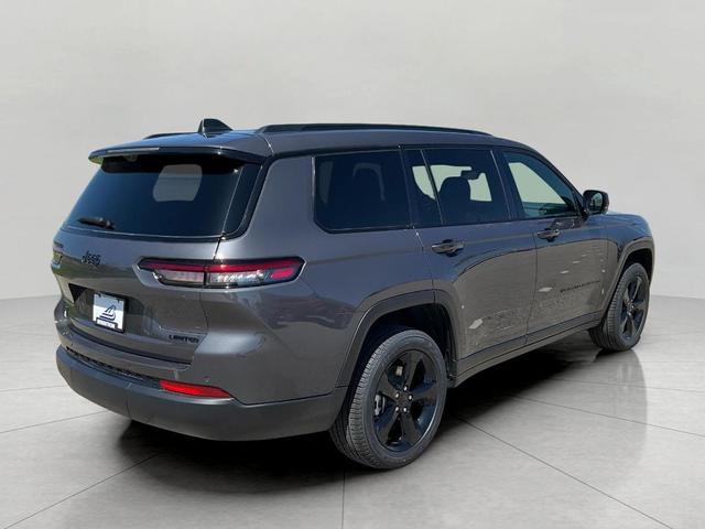 Photo of 2025 Baltic Gray Metallic Clearcoat Jeep Grand Cherokee L