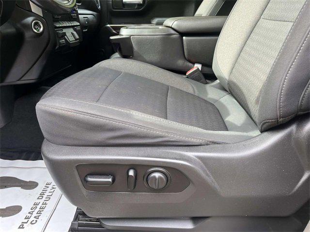 Photo of 2020 Black Chevrolet Silverado 1500