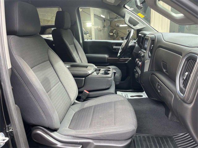 Photo of 2020 Black Chevrolet Silverado 1500