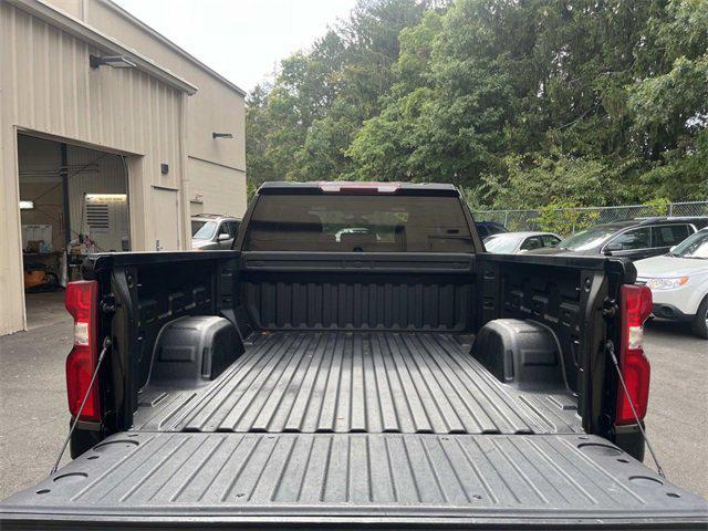 Photo of 2020 Black Chevrolet Silverado 1500