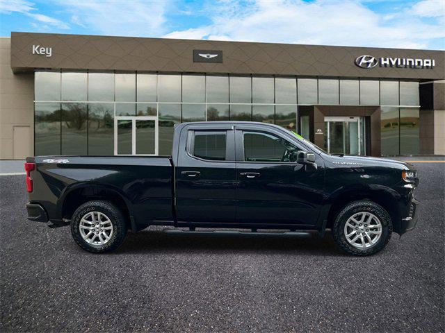 Photo of 2020 Black Chevrolet Silverado 1500