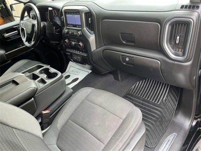 Photo of 2020 Black Chevrolet Silverado 1500