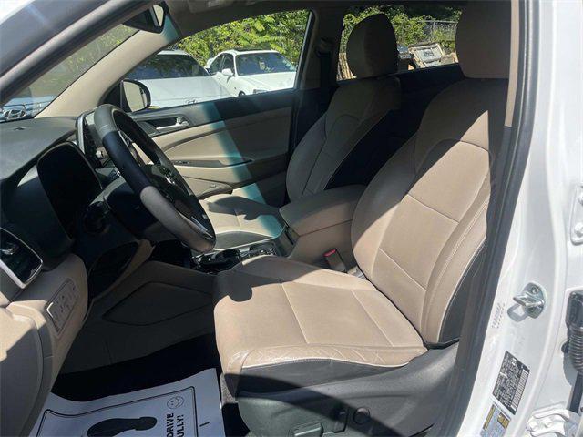 Photo of 2020 Cream White Hyundai TUCSON