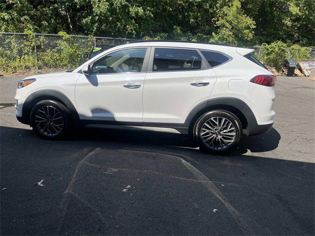 Photo of 2020 Cream White Hyundai TUCSON