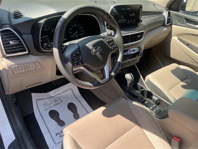 Photo of 2020 Cream White Hyundai TUCSON