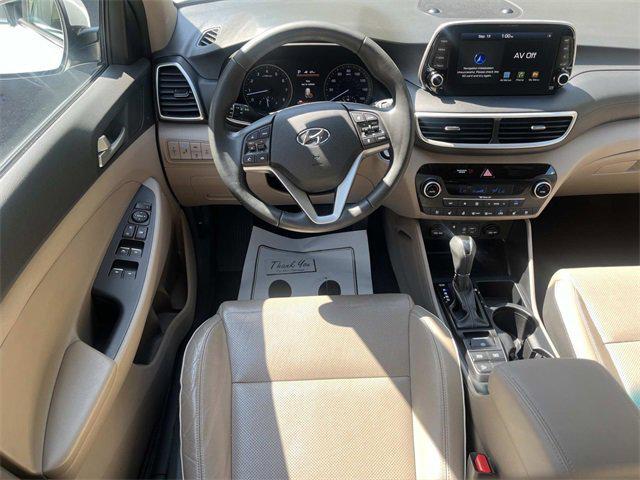 Photo of 2020 Cream White Hyundai TUCSON