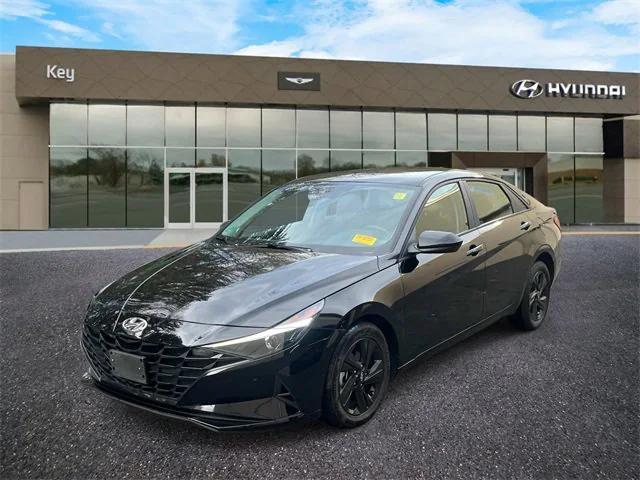 2023 Hyundai Elantra Hev