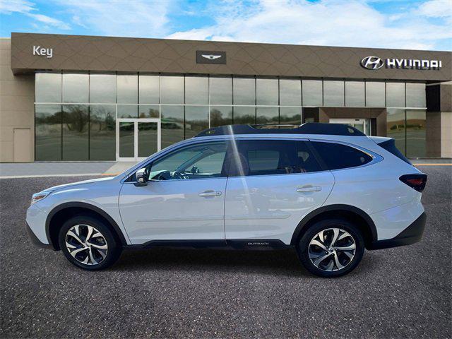 Photo of 2020 Crystal White Pearl Subaru Outback