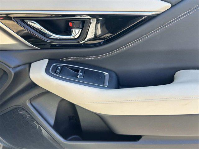 Photo of 2020 Crystal White Pearl Subaru Outback