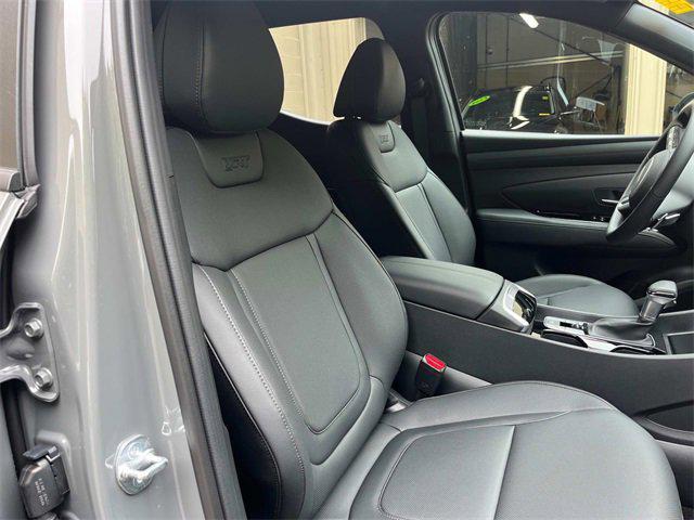 Photo of 2025 Hampton Gray Hyundai SANTA CRUZ