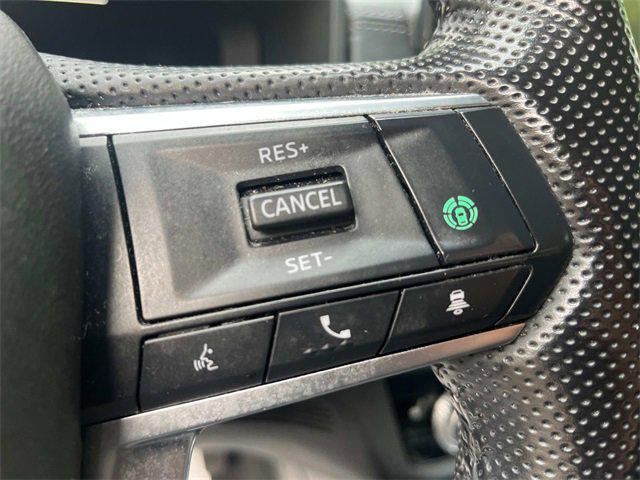 Photo of 2022 Black Mitsubishi Outlander
