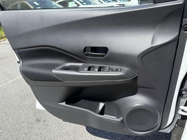 Photo of 2025 Fresh Powder Nissan Kicks