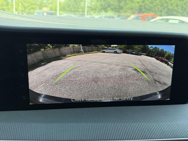 Photo of 2025 Everest White Pearl Tricoat Nissan Murano