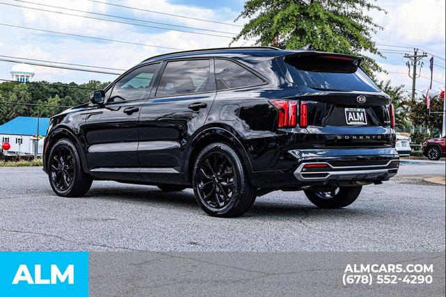 Photo of 2021 Ebony Black Kia Sorento