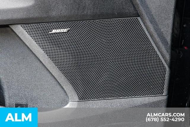Photo of 2021 Ebony Black Kia Sorento